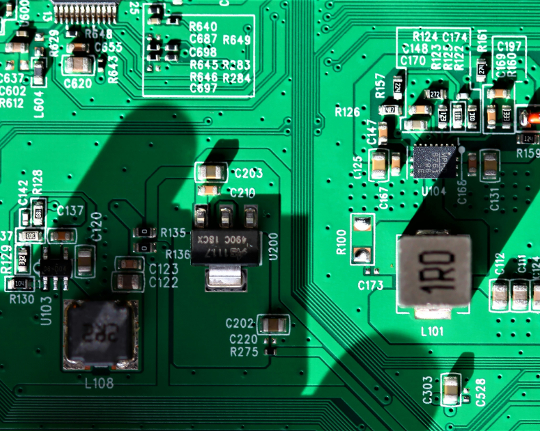 Ensamblaje de PCB